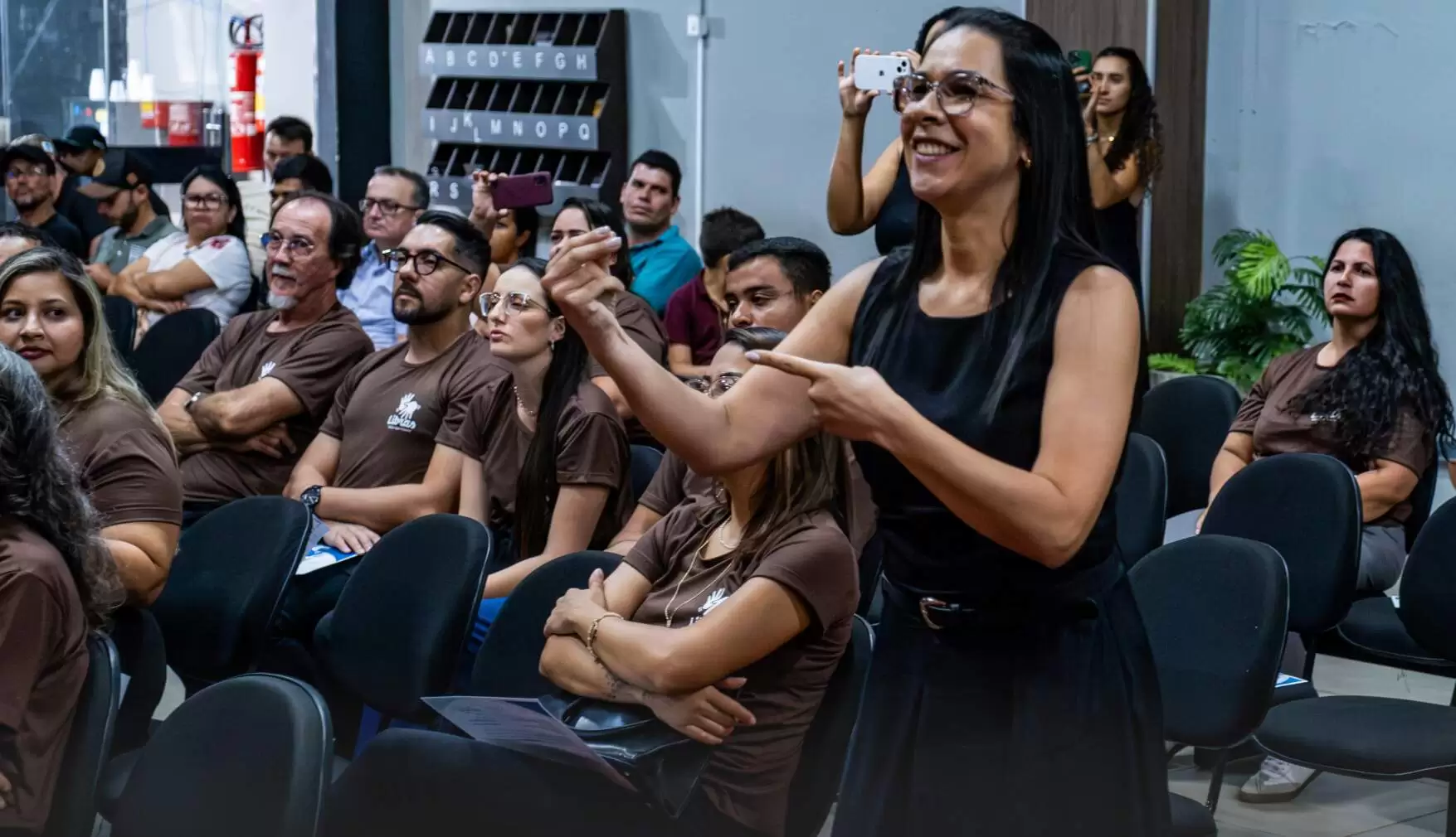 Prefeitura abre inscrições para curso presencial de Libras e reforça inclusão em São Gabriel do Oeste